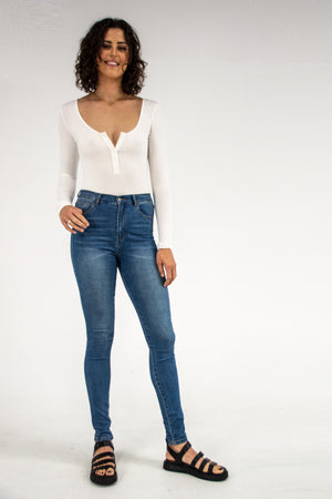 Hourglass High Rise Skinny Jean