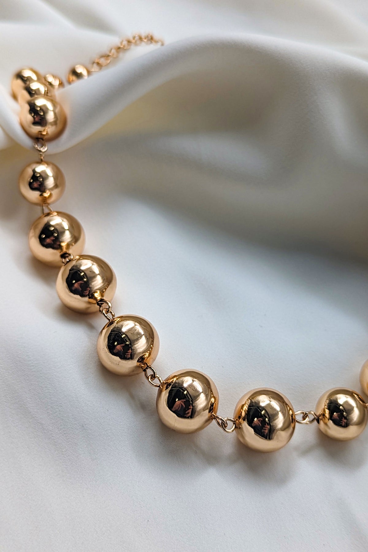 Gold Spherical Graduated Ball Necklace HEIGHTOFFASHION